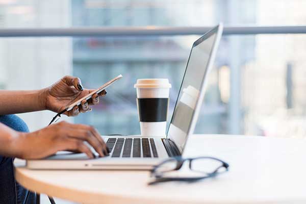 Entenda Como a Internet Potencializa os Negócios