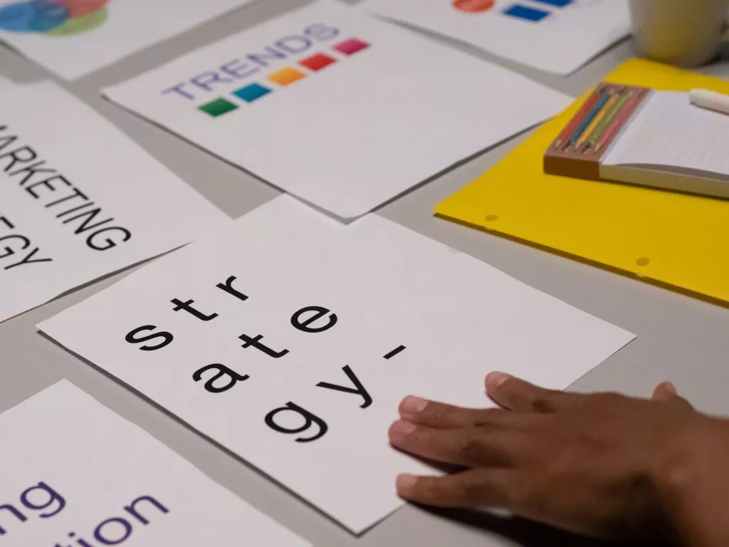 Colocando em prática estratégias de marketing para impulsionar infoprodutos